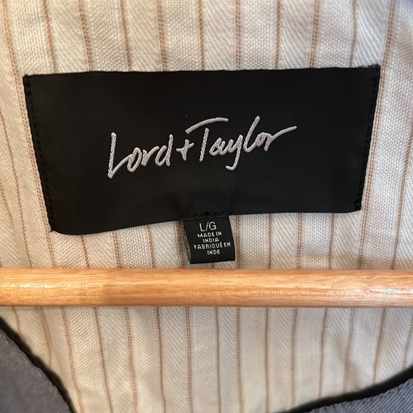 Lord & Taylor, ladies leather moto jacket, size large. - Picture 8 of 9